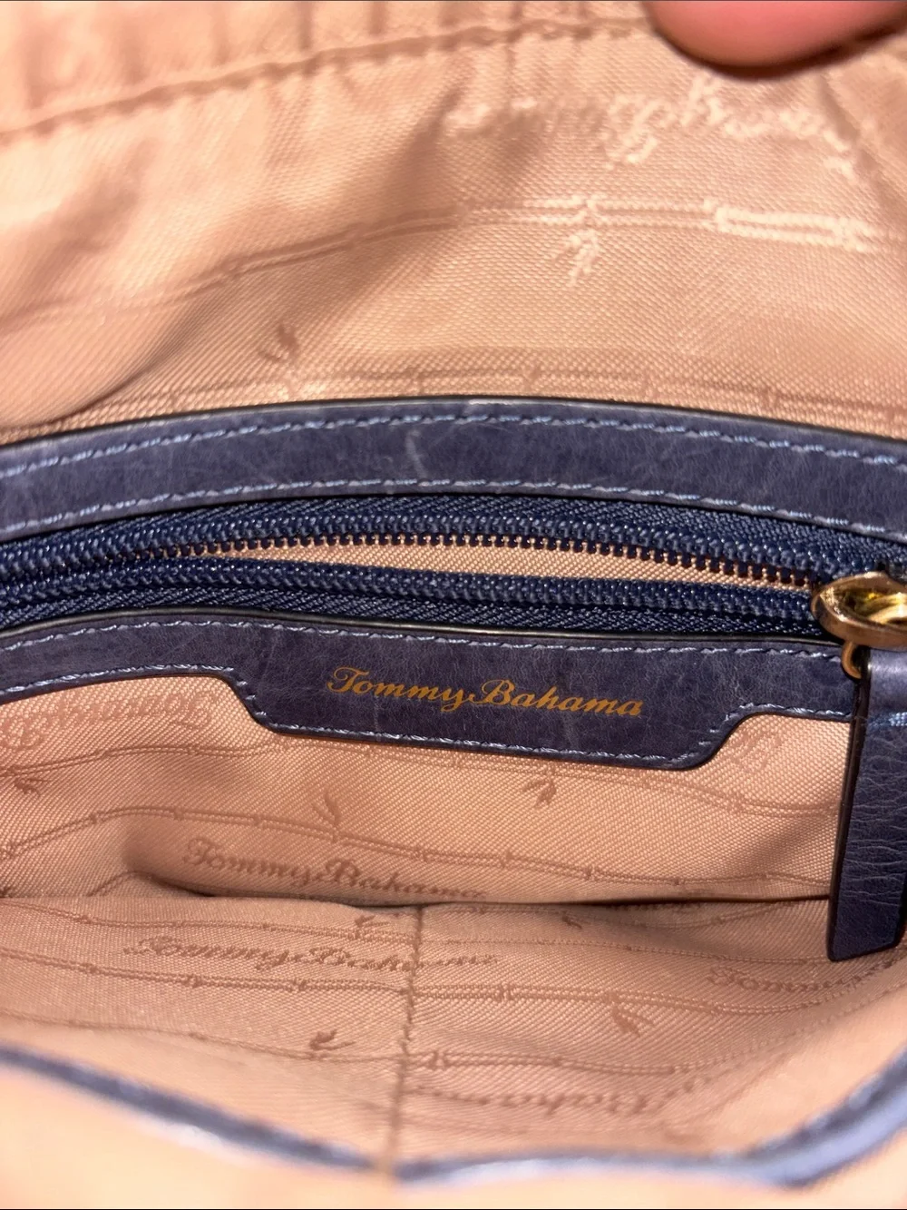 Tommy Bahama tommy bahama